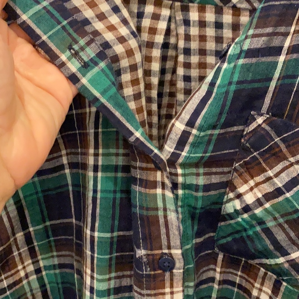 C and C super soft button down - Picture 2 of 3